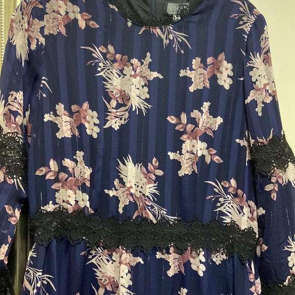 Flower print midi dress - Picture 4 of 5